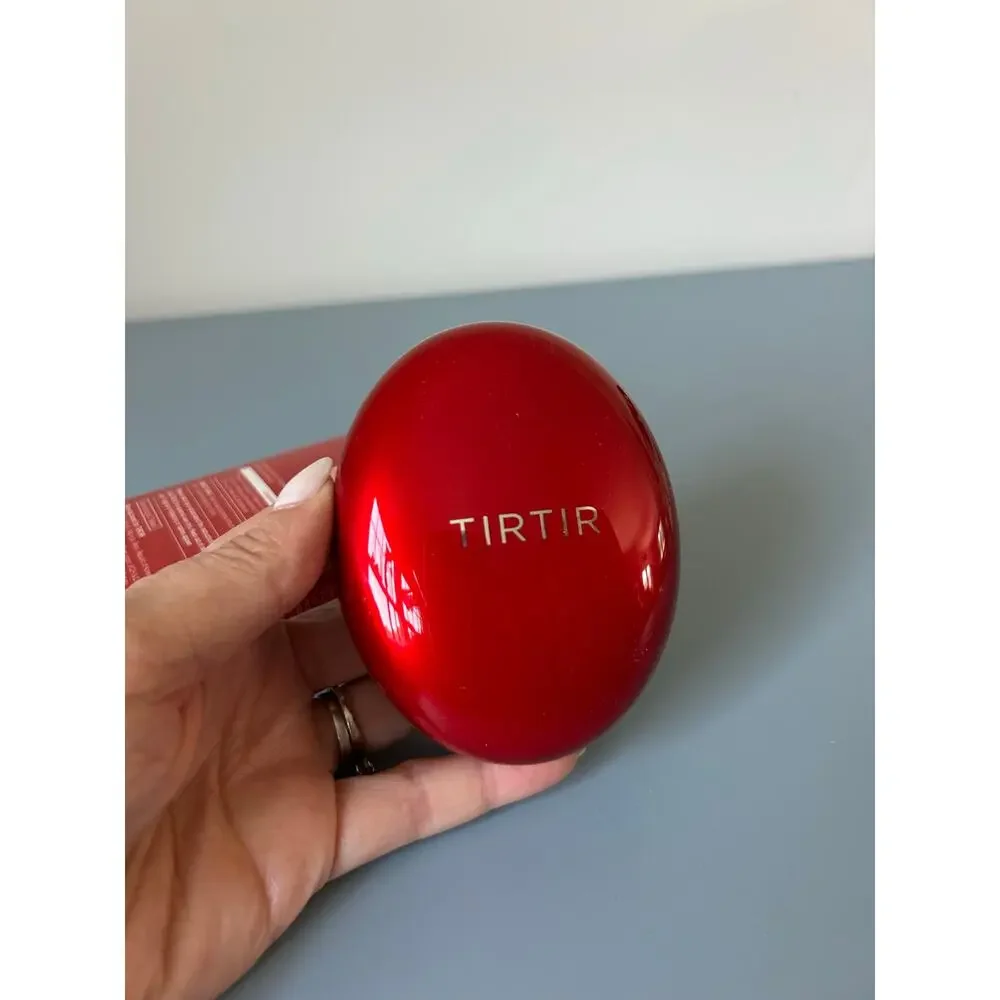 Tirtir Mask Fit Red Cushion Foundation 17W French Vanilla brand new